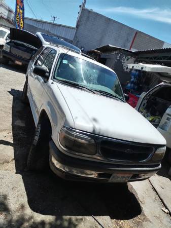 1998 ford explorer  4 pueras ronteriza  t 1