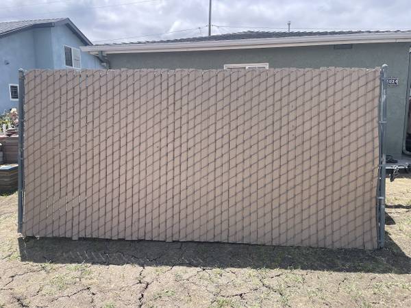 Assorted Chain Link Gates & Fencing 1