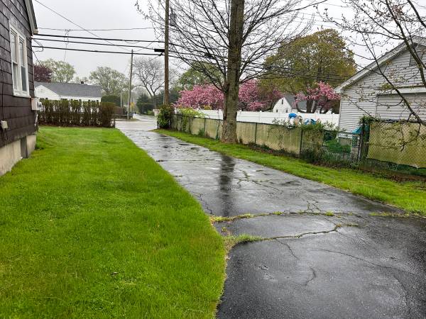 $700 / 600ft2 - TWO BAY GARAGE IN MIDDLETOWN (MIDDLETOWN)64002829034754122