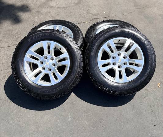 18” Tahoe, Silverado avalanche, Escalade Yukon Wheels with Tires 1