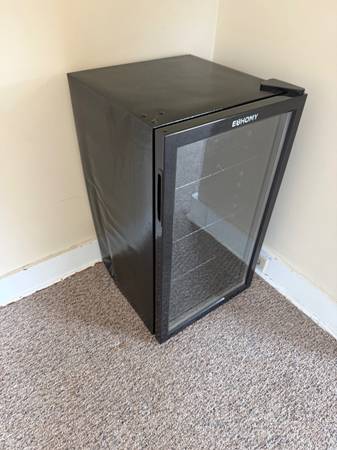 Mini fridge 1