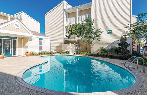 $1,350 / 2hab - 1022ft2 - Fox Run tiene tu hogar de 2 habitaciones - ¡VEN A VISITARLO HOY! (Fox Run - Metairie)63792246189569121