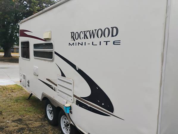 Camping trailer - excellent condition 1