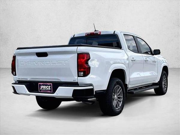 2024 Chevrolet Colorado LT Chevy - Photo 2