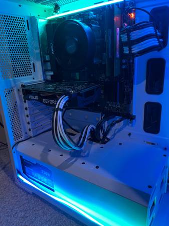 Custom Gaming PC Setup, Ryzen 7 8700G, RTX 2060, 16GB, 1TB, 43” IPS 1