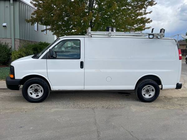 2014 Chevrolet Express 2500 Work - Photo 2