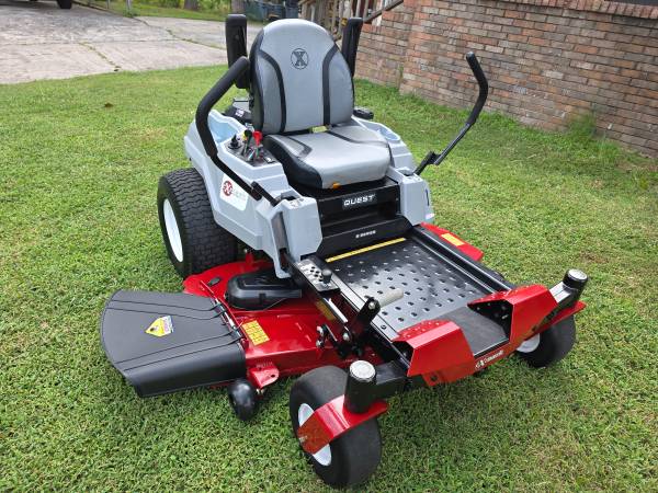 eXmark Quest S-Series Zero Turn Mower 🇺🇸 1