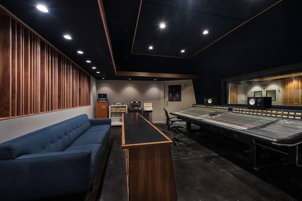 SSL 4000 E 48 channel console w/8 channel sidecar 1