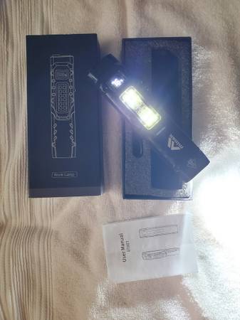 Multi mode rechargeable flashlight 1