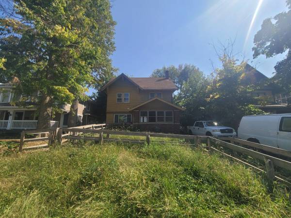 Fixer upper on College ave 1