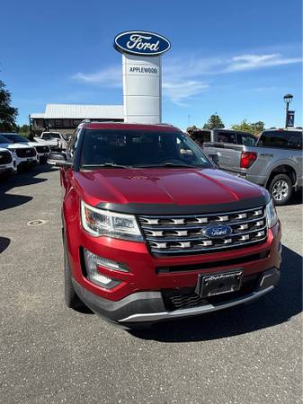 Ford Explorer XLT 1