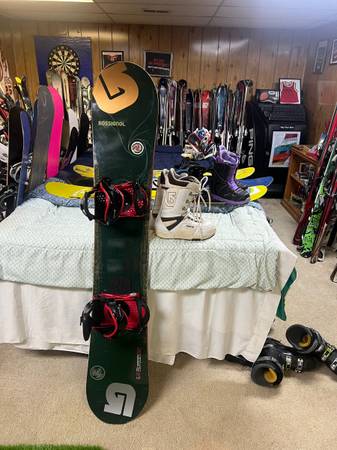 Burton Snowboard package with boots and bindings 1