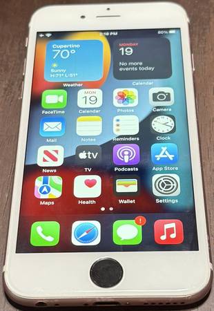 Unlocked Apple iPhone 6S 1