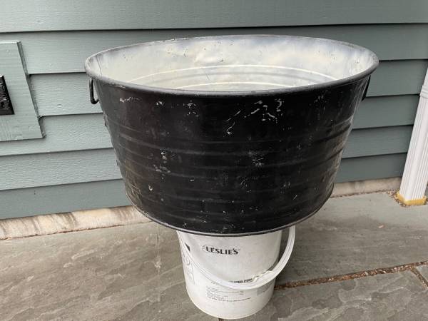 Large Galvanized Wash Tub 1