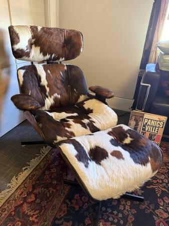 Eames reproduction Lounge Chair and Ottoman 1
