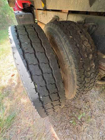 1999 GMC 7500 - Photo 7