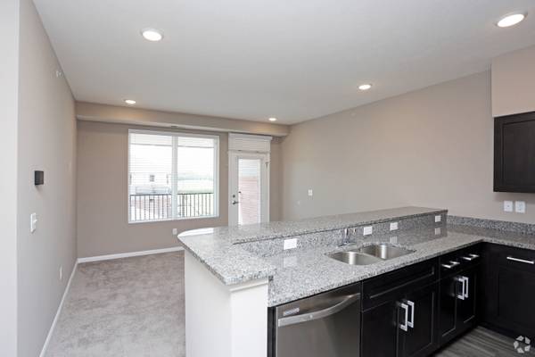 $1,279 / 1br - 724ft2 - 1 habitación 1 baño (The Apartments at Lux 96)63681695563011120