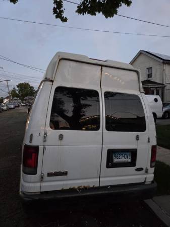 2008 Ford e250