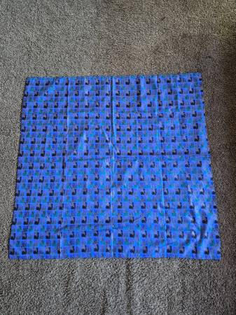 Brand New Jim Thompson 38 x 38 Silk Elephant Tablecloth 1