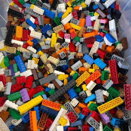 LEGOS WANTED 1