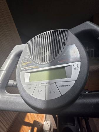 Elliptical Pro-Form 1