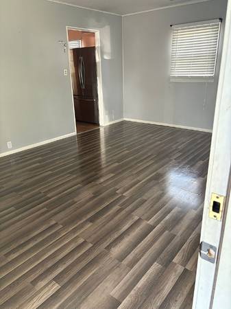 $950.00 / 3br - 2054ft2 - A beautiful and quite neighbor hood. 3 bedroom, 1 bath home with a att63953483784323121