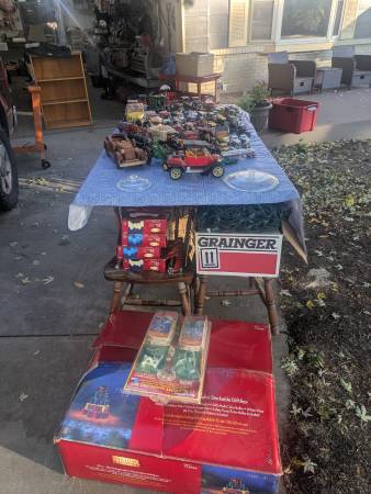 Yard sale photo