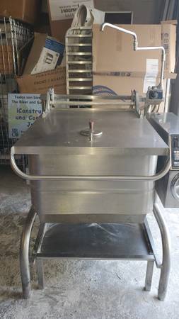 Groen BPM-30G Eclipse Tilt Skillet 1