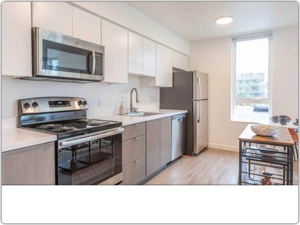 $1,695 / 2hab - 900ft2 - ¡Te encantará nuestro departamento de 2 habitaciones y 2 baños! Incluye lavadora y secadora de tamaño completo (Gresham - Cerca del Parque Regional Blue Lake)63831252297857120