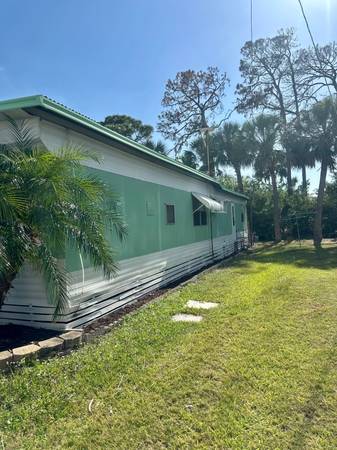 $26,000 / 1br - Waterfront Community! (Ruskin)64178774891905121
