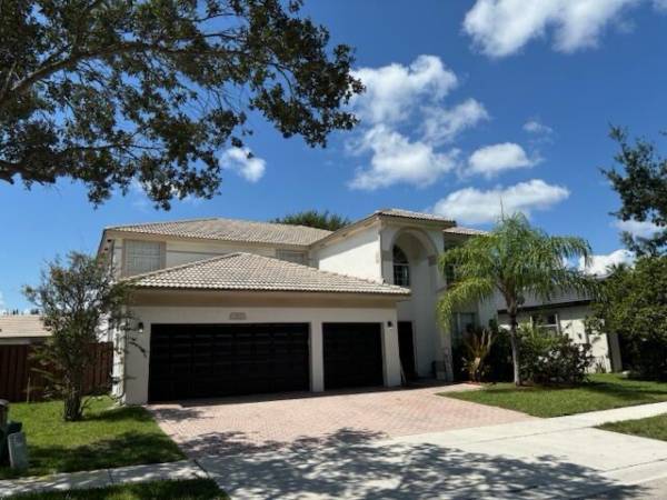 $6,000 / 4br - House for rent 4/4 (Pembroke Pines)63825133604225120
