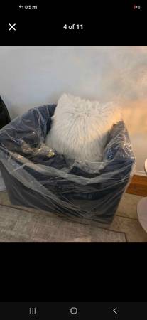 Yard sale photo