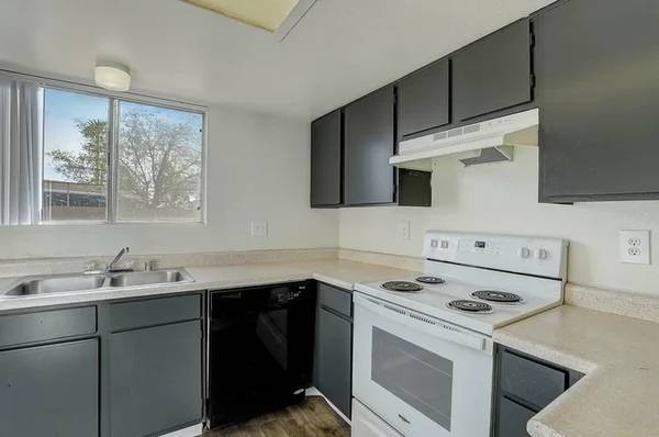 Laundry Facilities, Situated in Las Vegas!, 1/BD 1