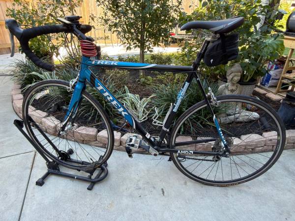 Trek Roak Bike (58cm frame) 1