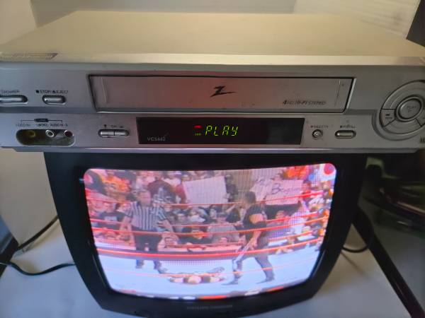 VCR Works Great 1