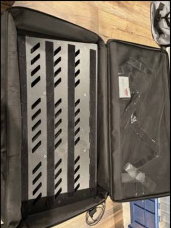 Gator XL Pedalboard & Case 1