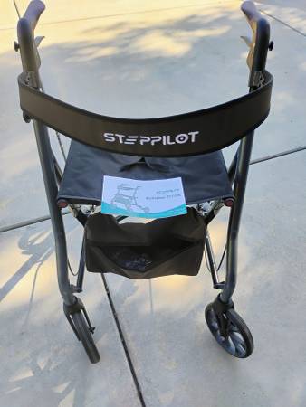 Steppilot titan roller walker 1