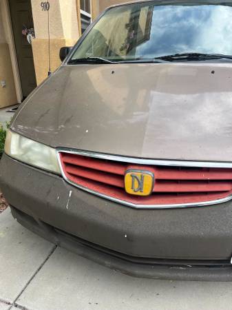 2004 Honda Odyssey Van 137k miles CLEAN TITLE - $3,650 (San Marcos)63440142521859124