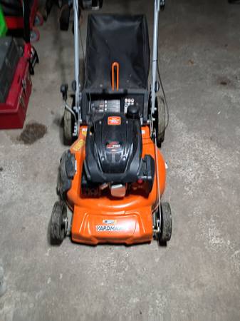 8-month-old barely used yardmax 170 CC push mower 1