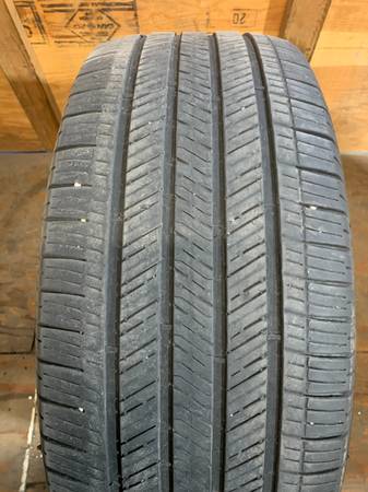 1 X single 285/45/22 M+S Goodyear eagle touring with 50% tread 1