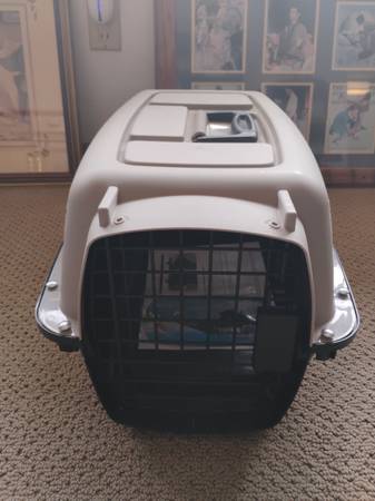 Pet Carrier 1