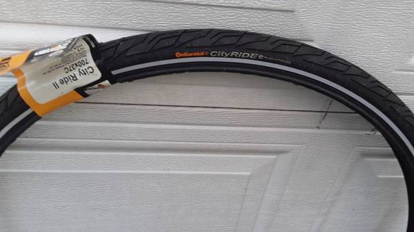 2x Continental City Ride II  Urban 700x37 NOS 1