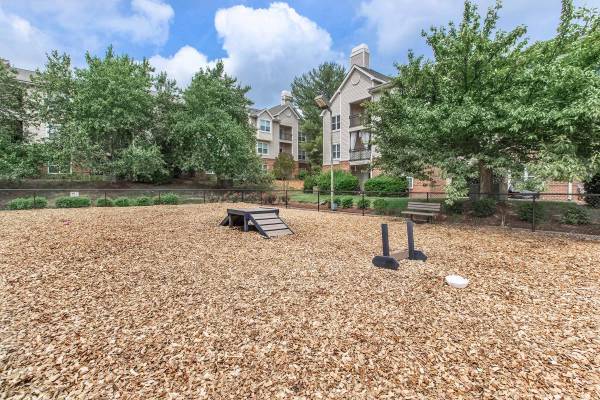 $2,150 / 1br - 840ft2 - Located in Ashburn, Balcony or Patio, 1bd 1ba (20300 River Ridge Terrace, Ashburn, VA)63916757767939122