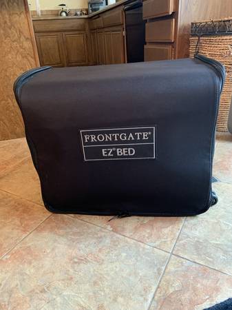 Frontgate EZ Inflatable bed on frame 1