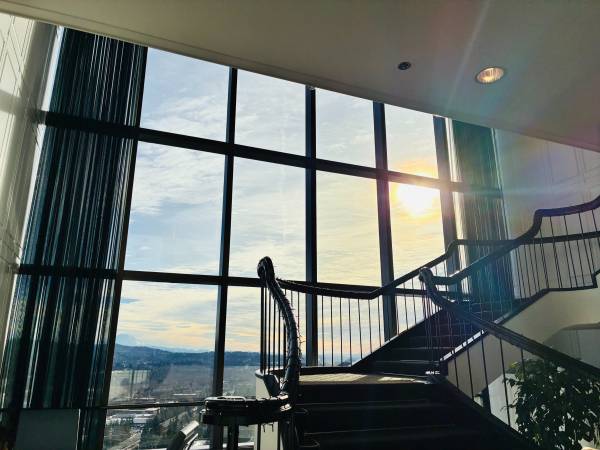 ✨ Premium Downtown Bellevue Meeting Room – $149 at Regus Skyline 1