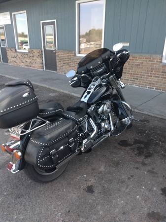 2005 Heritage soft tail 1