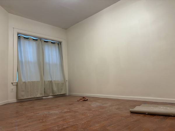 $2,200 / 1br - Large sunny one BED APT, all utilities included in Cypress Hills , BK (Brooklyn)63874743125249120