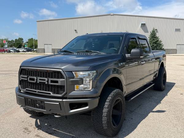 2016 Ford F150 XLT 5.0L - Photo 3