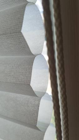 Hunter Douglas Shade 1