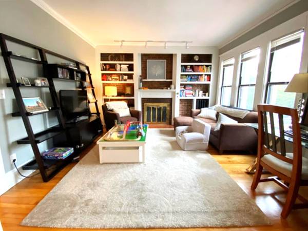 $3,850 / 2br - 1200ft2 - Charming ✨renov kitchen 😊steps to Harvard Yard 🔥Heat included🔥 (Cambridge \ Harvard Sq. \ Mid Cambridge)63996692713475121